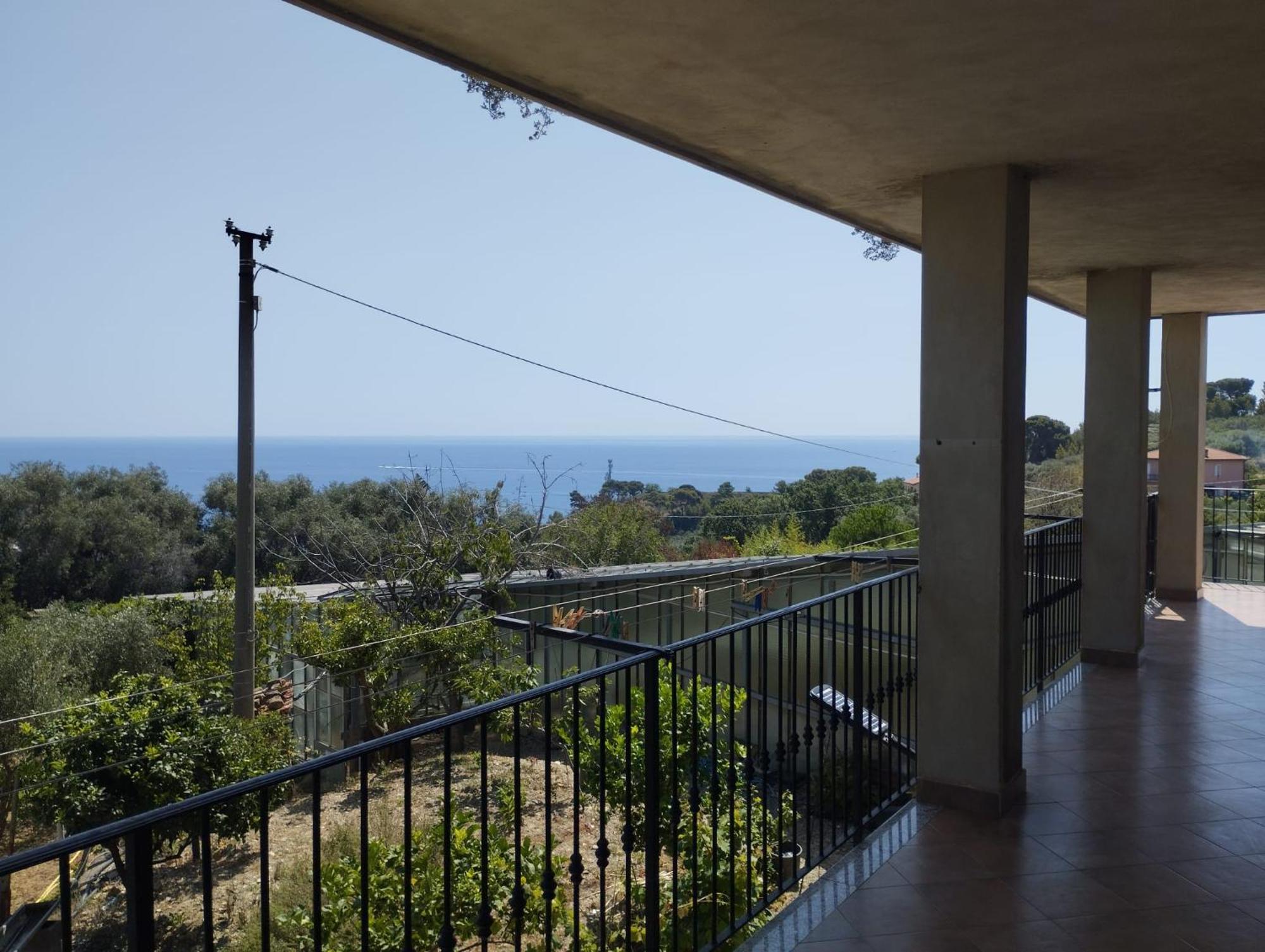 Alba Dorata Apartment San Lorenzo al Mare Exterior foto